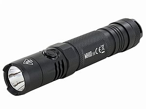 פנס יד נטען 1200 לומן MH10 V2 עד 1500 שעות פנס יד נטען 1200 לומן MH10 V2 עד 1500 שעות